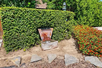 5823 Lubao Avenue, Woodland Hills, CA 91367 - Photo 35