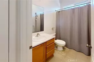 7208 Nicobar Ct, Bakersfield, CA 93307 - Photo 37