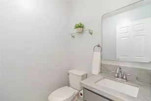 8554 Burnet Ave, North Hills, CA 91343 - Photo 11