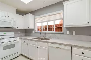 8554 Burnet Ave, North Hills, CA 91343 - Photo 9