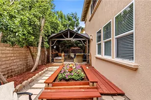 8501 Browns Creek, Canoga Park, CA 91304 - Photo 27