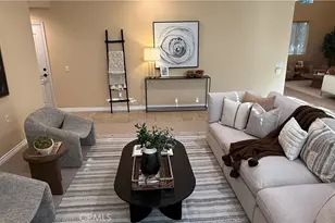 8501 Browns Creek, Canoga Park, CA 91304 - Photo 11