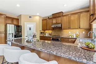 8501 Browns Creek, Canoga Park, CA 91304 - Photo 35