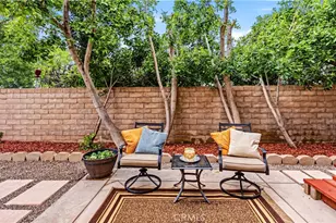8501 Browns Creek, Canoga Park, CA 91304 - Photo 9