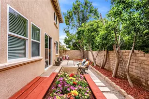 8501 Browns Creek, Canoga Park, CA 91304 - Photo 7