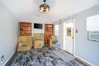 17504 Hamlin, Van Nuys, CA 91406 - Photo 47