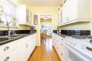 11750 Hatteras St, Valley Village, CA 91607 - Photo 15