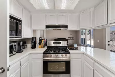 2123 E Avenue R12, Palmdale, CA 93550 - Photo 11