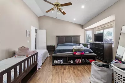 2123 E Avenue R12, Palmdale, CA 93550 - Photo 15