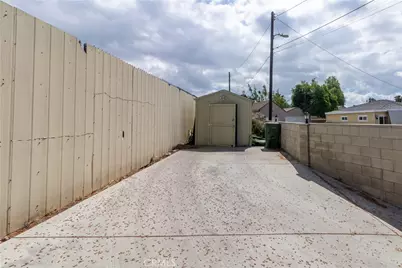 14648 Covello, Van Nuys, CA 91405 - Photo 19