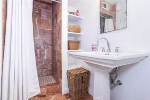 10454 Alabama, Chatsworth, CA 91311 - Photo 23