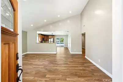 14015 Candlewood, Sylmar, CA 91342 - Photo 9