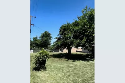 913 Cherry Hills Drive, Bakersfield, CA 93309 - Photo 9