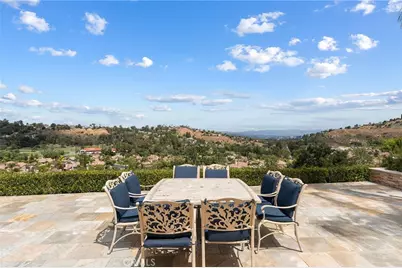 24823 Alexandra Court, Calabasas, CA 91302 - Photo 35