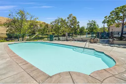 566 Hooper, Simi Valley, CA 93065 - Photo 25