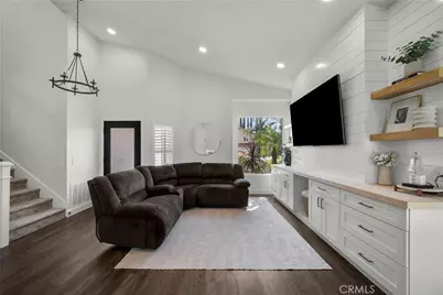 25523 Norfork Place, Saugus, CA 91350 - Photo 3