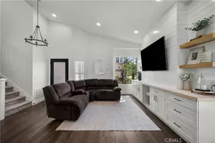 25523 Norfork Pl, Saugus, CA 91350 - Photo 3