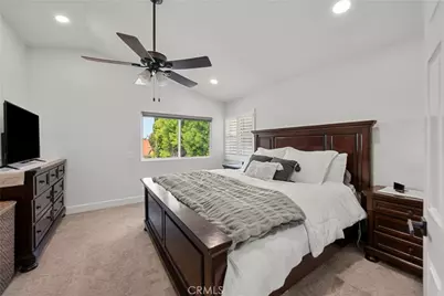 25523 Norfork Place, Saugus, CA 91350 - Photo 15