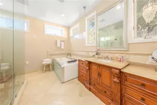3546 Dixie Canyon Pl, Sherman Oaks, CA 91423 - Photo 13