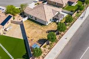 44745 Aspen St, Lancaster, CA 93535 - Photo 39