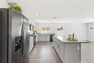 44745 Aspen St, Lancaster, CA 93535 - Photo 7