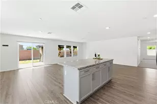 44745 Aspen St, Lancaster, CA 93535 - Photo 9