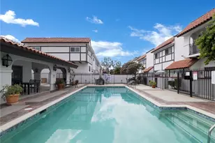 10030 Owensmouth, Chatsworth, CA 91311 - Photo 15