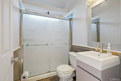 20060 Shadow Island Dr, Canyon Country, CA 91351 - Photo 13