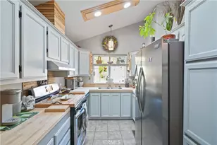 20060 Shadow Island Dr, Canyon Country, CA 91351 - Photo 9