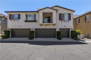 19354 Laroda, Saugus, CA 91350 - Photo 69