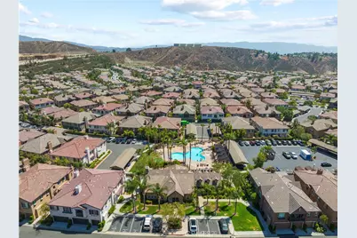 19354 Laroda #165, Saugus, CA 91350 - Photo 73