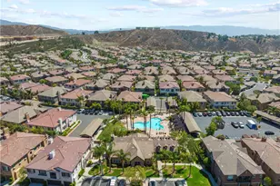 19354 Laroda, Saugus, CA 91350 - Photo 73