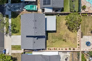 22337 Los Tigres Dr, Saugus, CA 91350 - Photo 37