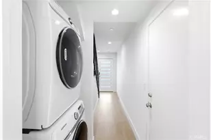4455 Colfax Ave, Studio City, CA 91602 - Photo 17