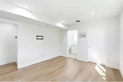 4455 Colfax Avenue, Studio City, CA 91602 - Photo 7