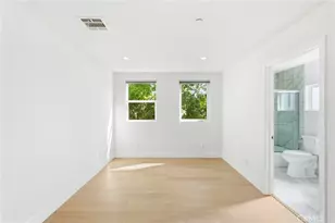 4455 Colfax Ave, Studio City, CA 91602 - Photo 7