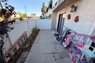 8341 De Soto, Canoga Park, CA 91304 - Photo 11