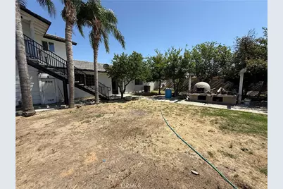 295 Sparks, Bakersfield, CA 93307 - Photo 25