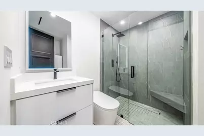 1001 Via Alta, Burbank, CA 91501 - Photo 25