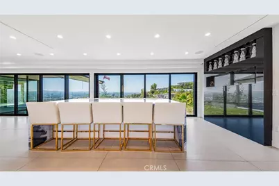 1001 Via Alta, Burbank, CA 91501 - Photo 3