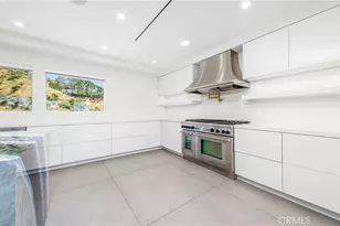 1001 Via Alta, Burbank, CA 91501 - Photo 7