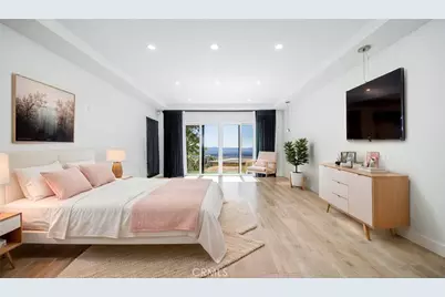 1001 Via Alta, Burbank, CA 91501 - Photo 13