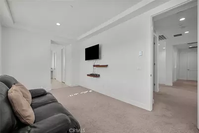 8327 N Mariposa Court, West Hills, CA 91304 - Photo 5