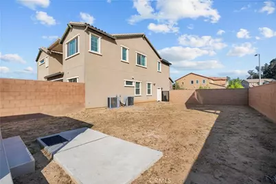 8327 N Mariposa Court, Canoga Park, CA 91304 - Photo 47