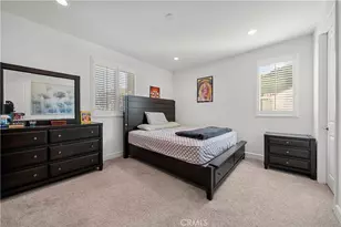 8327 N Mariposa Ct, Canoga Park, CA 91304 - Photo 19