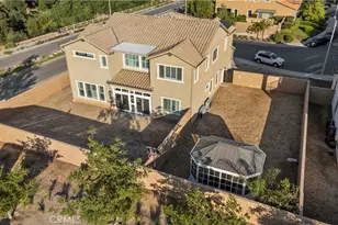 8327 N Mariposa Ct, Canoga Park, CA 91304 - Photo 3