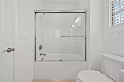 8327 N Mariposa Court, Canoga Park, CA 91304 - Photo 25