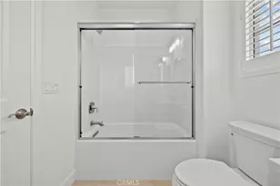 8327 N Mariposa Ct, Canoga Park, CA 91304 - Photo 25