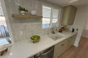 10579 Lev Ave, Los Angeles, CA 91345 - Photo 3