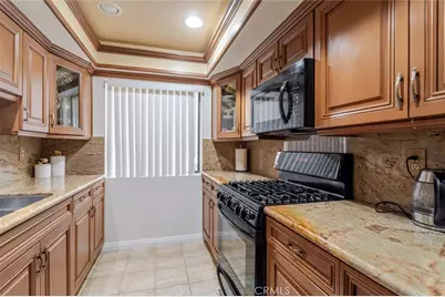 330 Burchett Street #206, Glendale, CA 91203 - Photo 17